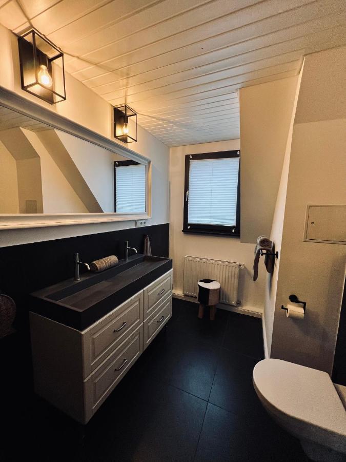 Ring Residenz In Adenau Direkt Am Nuerburgring Bed & Breakfast Dış mekan fotoğraf